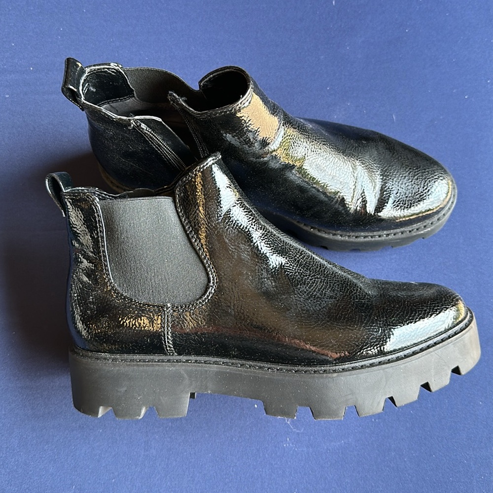 NEVER WORN Black Patent Ankle Boots Franco Sarto Size Women’s 9.5